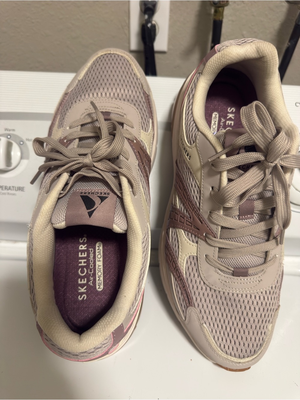Skechers Women's Sneakers in Beige and Mauve